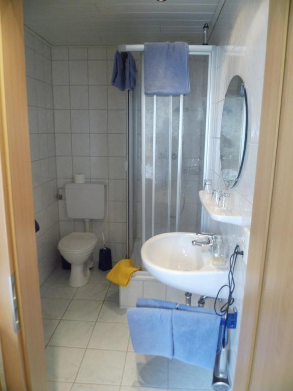Hotel Zum Lutten Didi Friedeburg Kamer foto