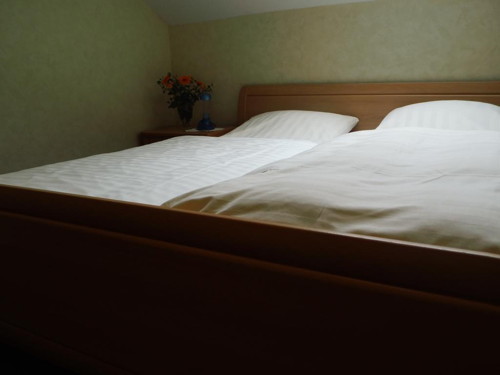 Hotel Zum Lutten Didi Friedeburg Kamer foto