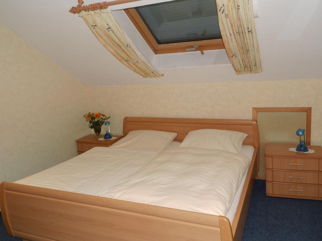 Hotel Zum Lutten Didi Friedeburg Kamer foto